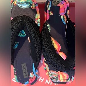 FARM Rio Brazil Black Puffy Flip Flops Thong Sandals New Box Shoes EU 42 US 10